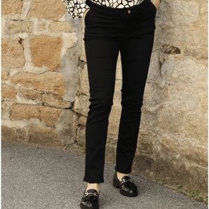 NWT maternity & postpartum Sharon pants